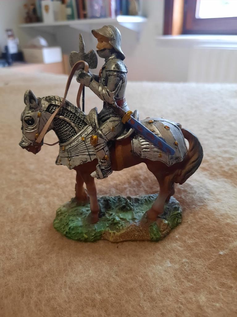 NEM Ridder Te Paard Beeldje - Middeleeuwse Fantasy Decoratie, Ophalen, Zo goed als nieuw, Mens