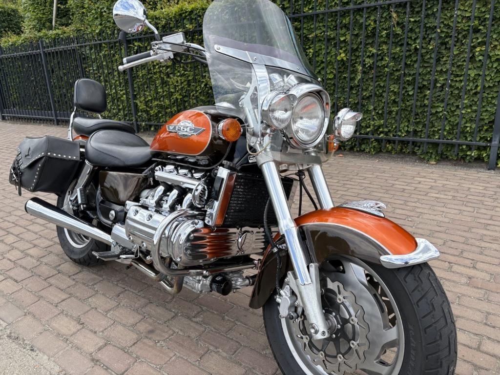 Honda Flat Six 1500, Motoren, Motoren | Honda, Bedrijf, Chopper, meer dan 35 kW, Motorrijbewijs A, Cardan-aandrijving, Ophalen