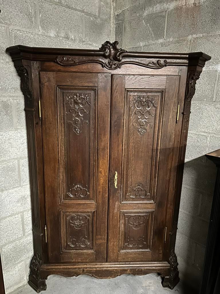 Meuble de coin à vendre, Antiquités & Art, Antiquités | Meubles | Armoires, Enlèvement