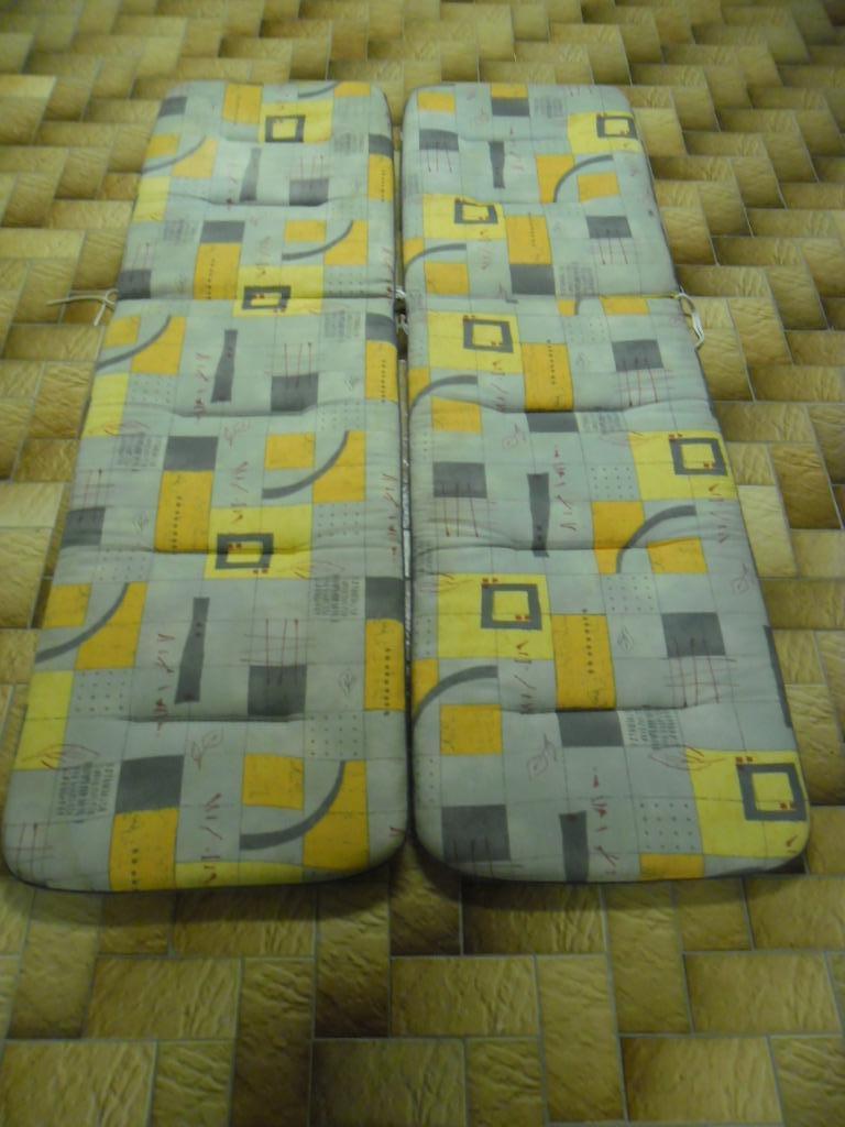 2 Coussins de jardin : longueur 195 cm, Enlèvement, Utilisé