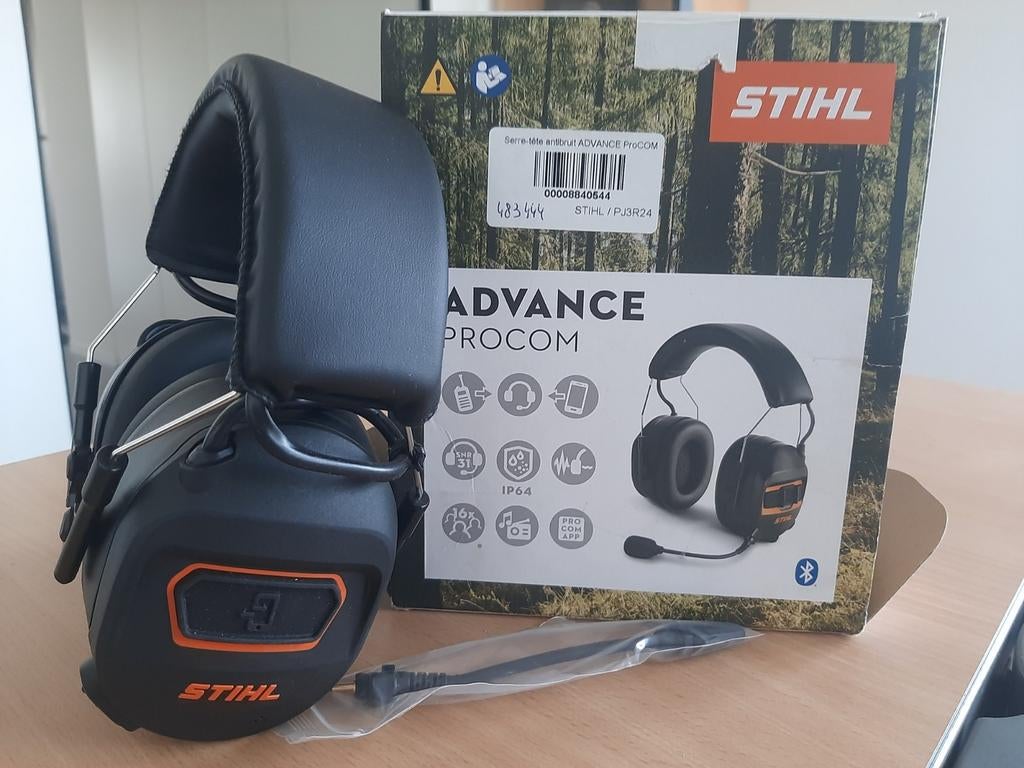 STHIL ADVANCE PROCOM, Tuin en Terras