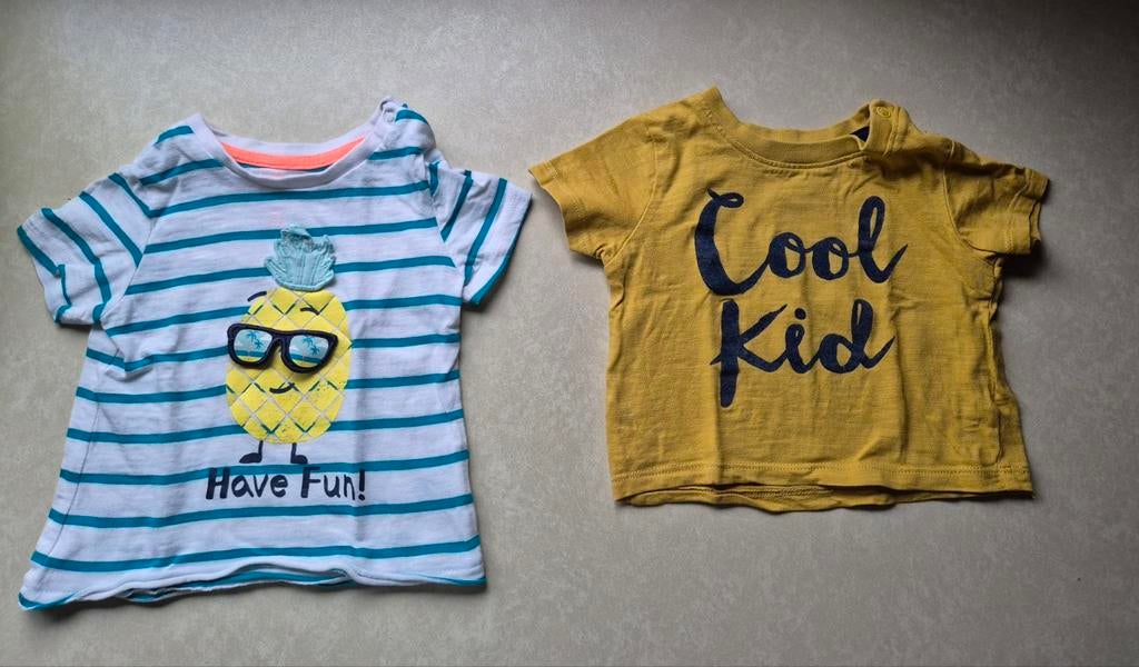 2 leuke T-shirts in maat 68, Kinderen en Baby's, Babykleding | Maat 68, C&A, Jongetje of Meisje, Ophalen of Verzenden, Zo goed als nieuw