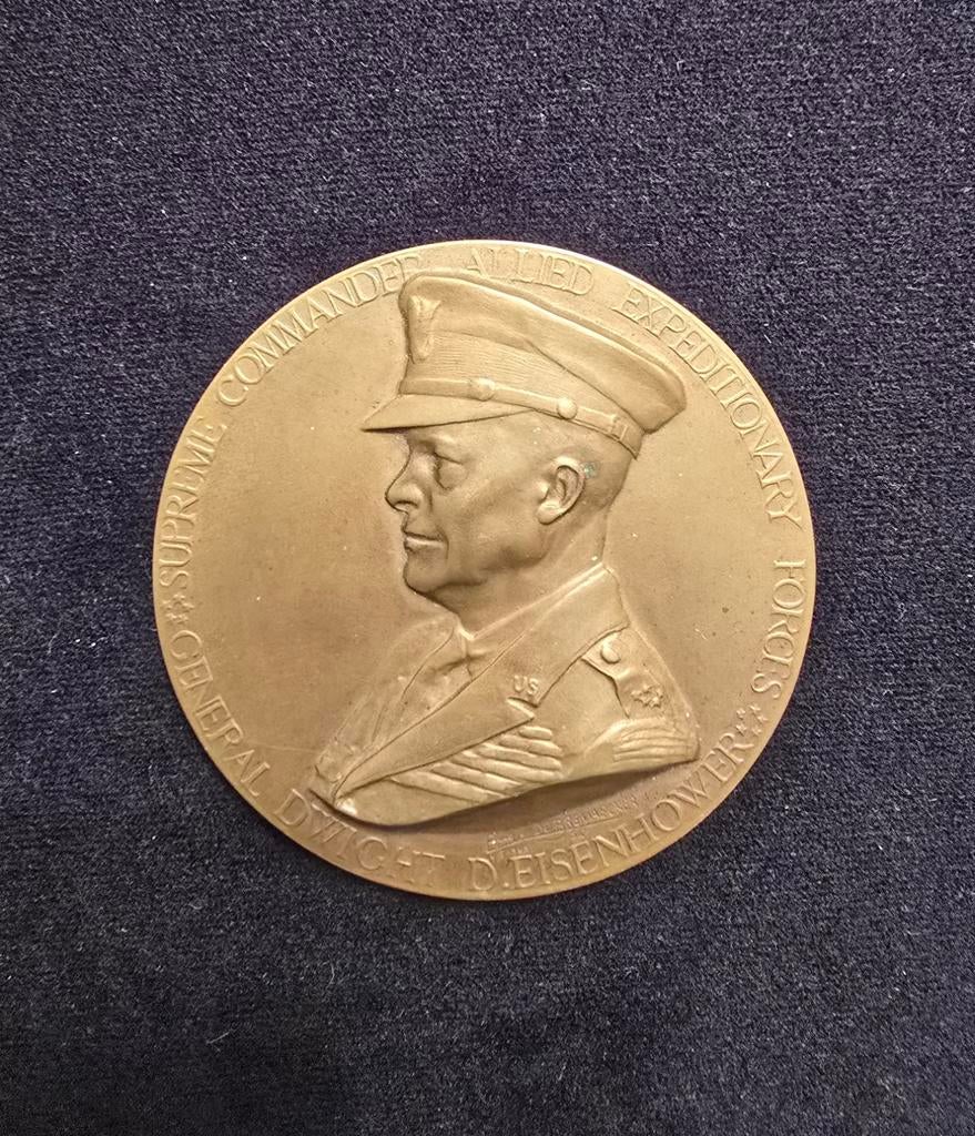 Médaille Eisenhower général Ardennes Bastogne Fonson belge, Enlèvement ou Envoi, Bronze
