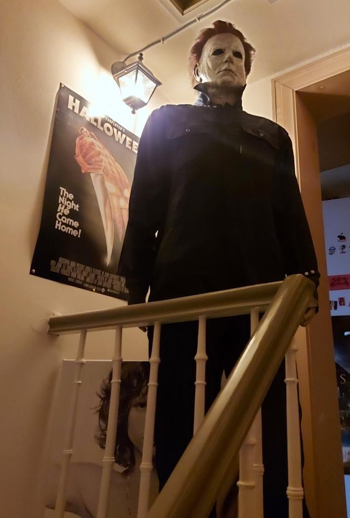 Levensgroot beeld Michael Myers (halloween), Ophalen