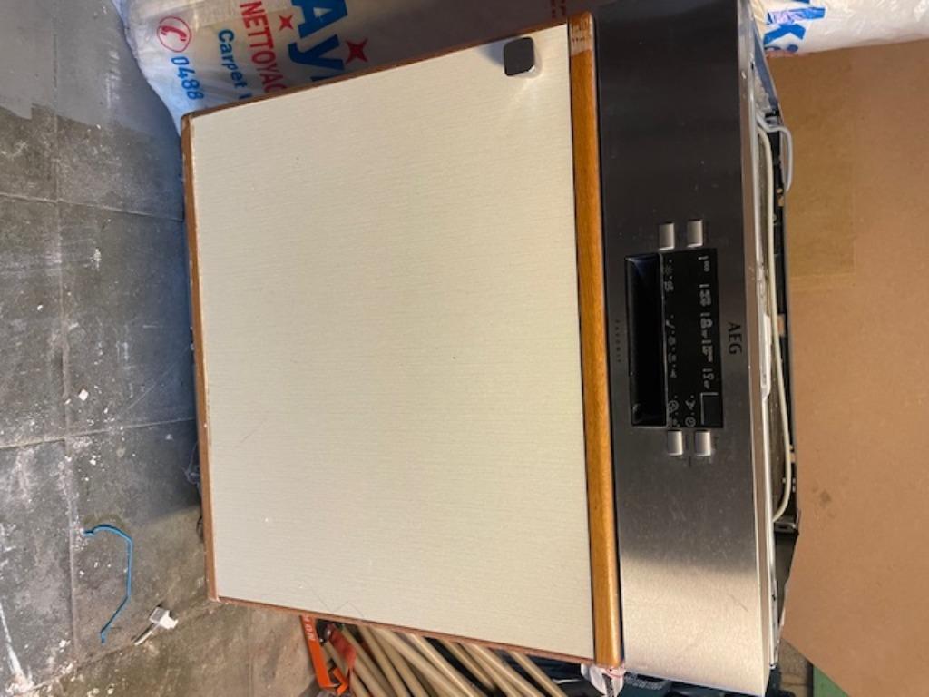 LAVE-VAISSELLE AEG, Electroménager, Programme éco, Encastré, Moins de 10 litres, Enlèvement