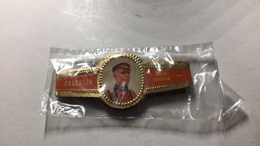 Sigarenbandjes paladijn, Ophalen of Verzenden, Zo goed als nieuw, Sigarenbandjes