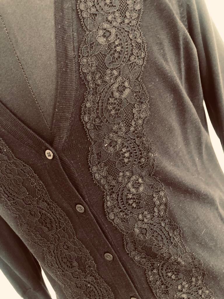 Zwarte vest met broderie maat 38 of medium, Maat 38/40 (M), Zwart, Ophalen of Verzenden, Zo goed als nieuw