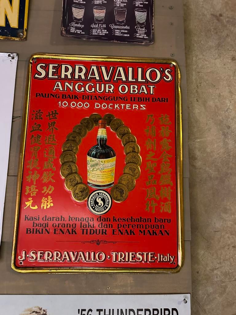 Enseigne publicitaire ancienne – SERRAVALLO – Trieste Italie, Enlèvement ou Envoi, Comme neuf