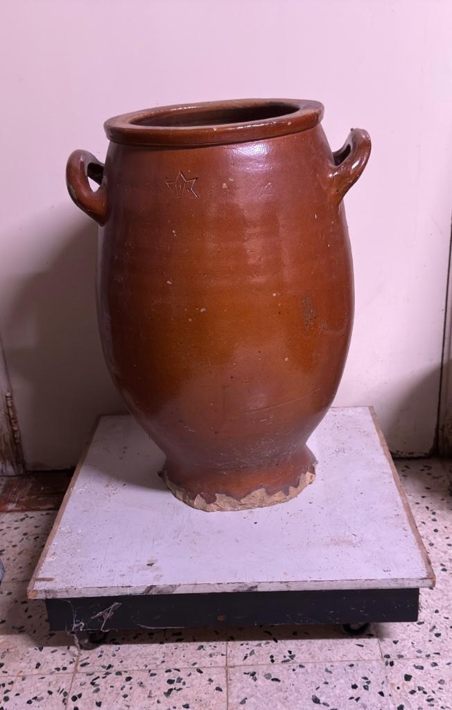 Pot en grès, Enlèvement, Utilisé, Intérieur