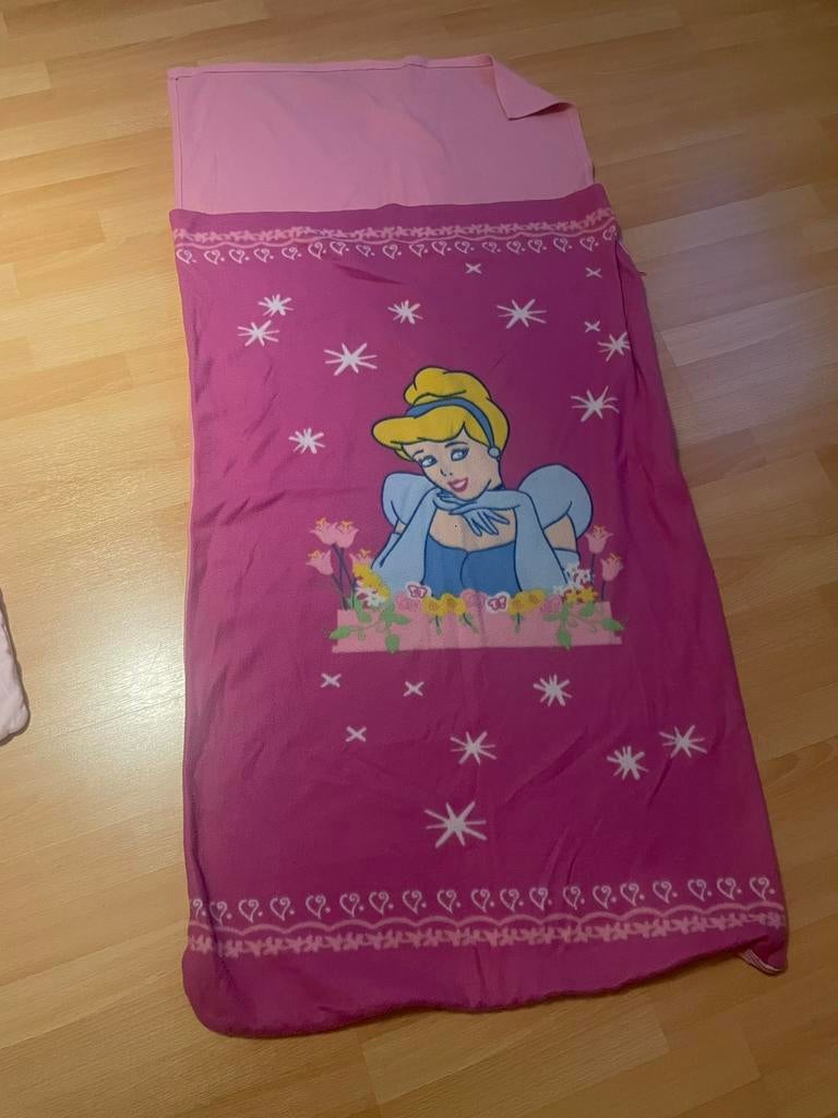 Couverture polaire Cendrillon (sac couchage tirette) 120cm, Enlèvement, Utilisé