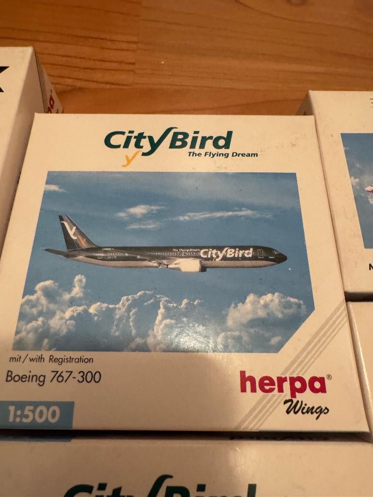 CityBird - Boeing 767-300 - Herpa Wings, Overige merken, 1:200 of kleiner, Ophalen of Verzenden, Zo goed als nieuw