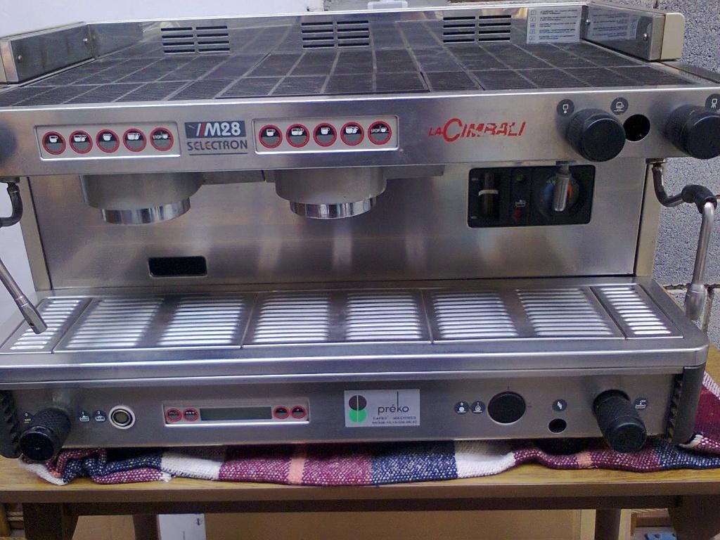Machine à café CIMBALI, Articles professionnels, Horeca | Équipement de cuisine, Enlèvement, Utilisé, Café et Espresso