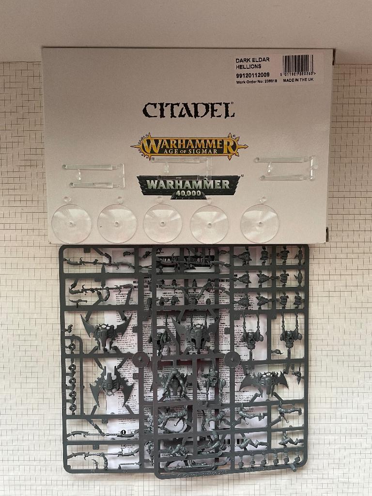 Boîte de Hellions Dark Eldar-Drukhari neuve pour W40K, Ophalen of Verzenden, Nieuw, Warhammer 40000, Figuurtje(s)