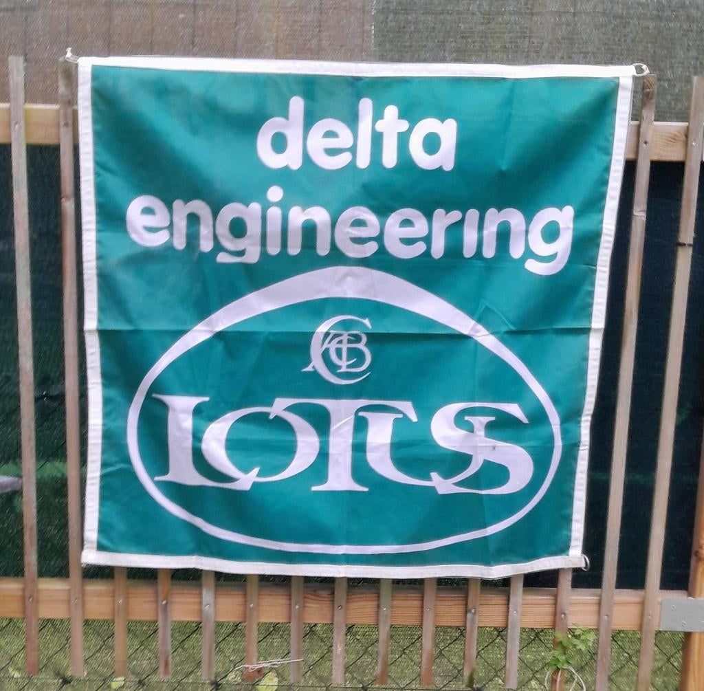 Drapeaux Lotus. Nouveau. Provient d'un revendeur Lotus., Enlèvement ou Envoi, Neuf, Autres types