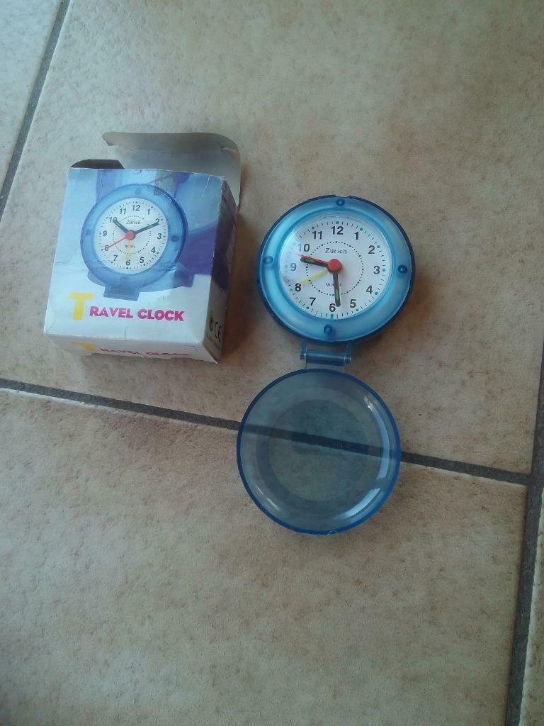 Reiswekker, werkt op 1 batterij van 1,5 V, Ophalen of Verzenden, Nieuw, Analoog