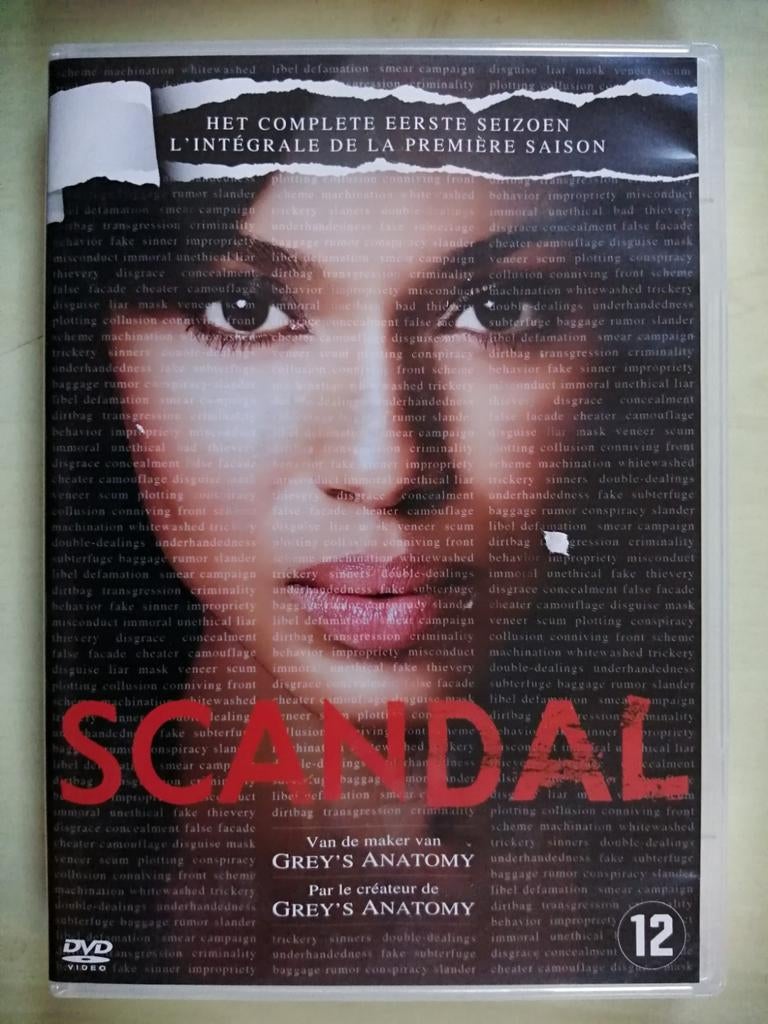 Coffret DVD de la série télévisée thriller Scandal Saison 1, Enlèvement ou Envoi, Coffret, Comme neuf, À partir de 12 ans