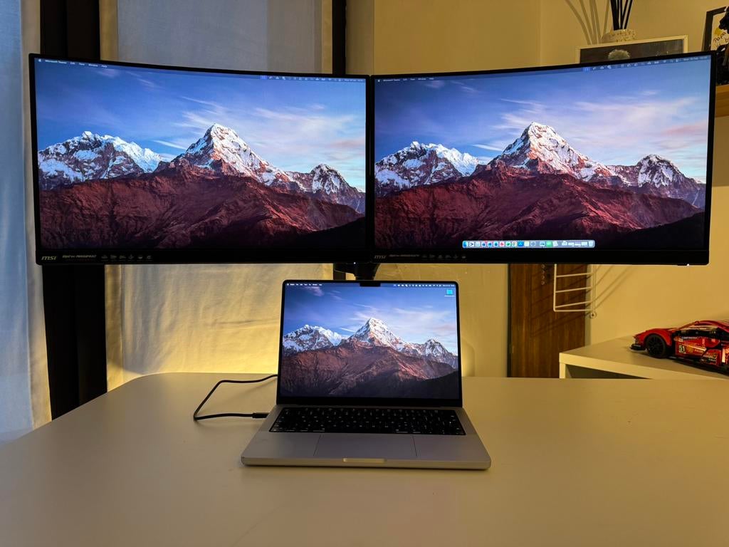 2x MSI MAG241 (C & CV) + dubbele arm, Ophalen, Zo goed als nieuw, Gaming