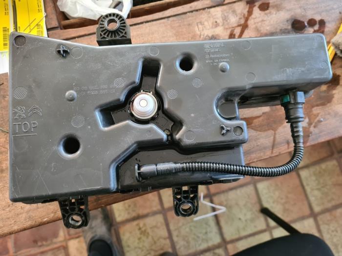 Roetfilter Tank van een Peugeot Boxer, Ophalen of Verzenden, 3 maanden garantie, Gebruikt, Peugeot