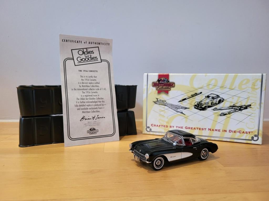 Dinky Matchbox 1956 Chevrolet Corvette DYG06-M, Ophalen of Verzenden, Zo goed als nieuw, Auto, Dinky Toys