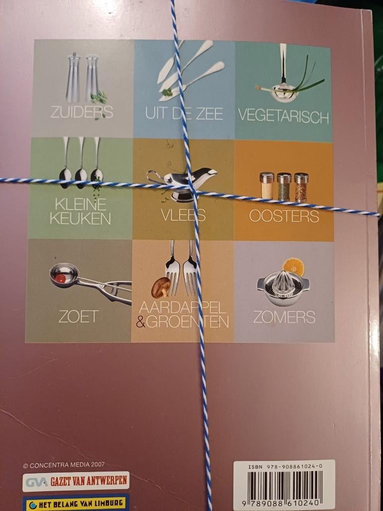 Kookboeken, set van 10 (Gazet Van Antwerpen), Autres types, Cuisine saine, Comme neuf, Enlèvement