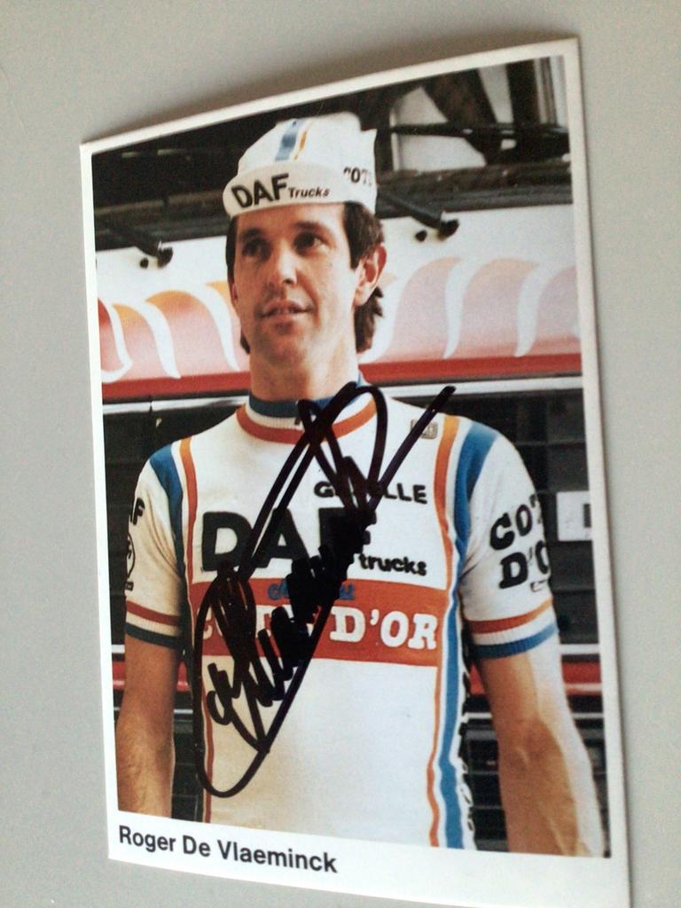 Wielerkaart team daf truks roger de vlaeminck signe, Verzenden
