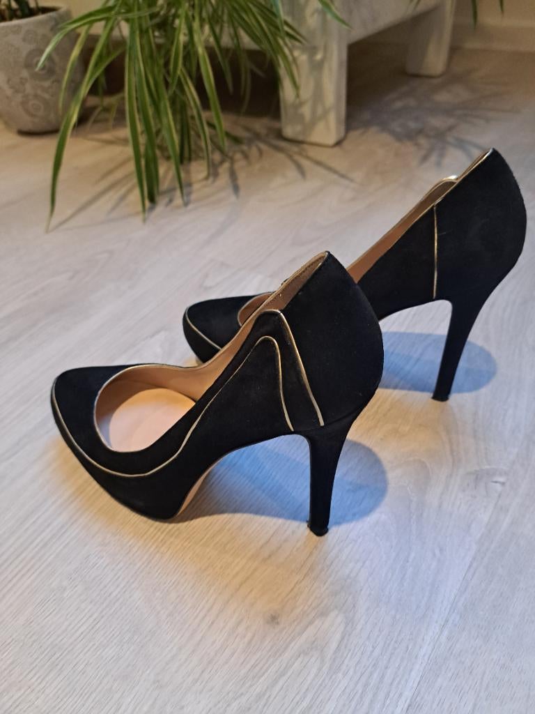 Prachtige pumps Guess Marciano NIEUW, Ophalen, Pumps, Guess, Zwart