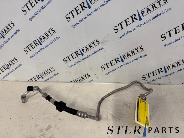 Tuyau clim d'un Mercedes E-Klasse, Mercedes-Benz, 3 mois de garantie, Utilisé, Info@sterparts.nl