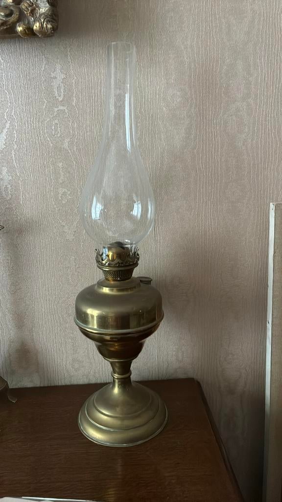Lampe à huile en cuivre, Enlèvement
