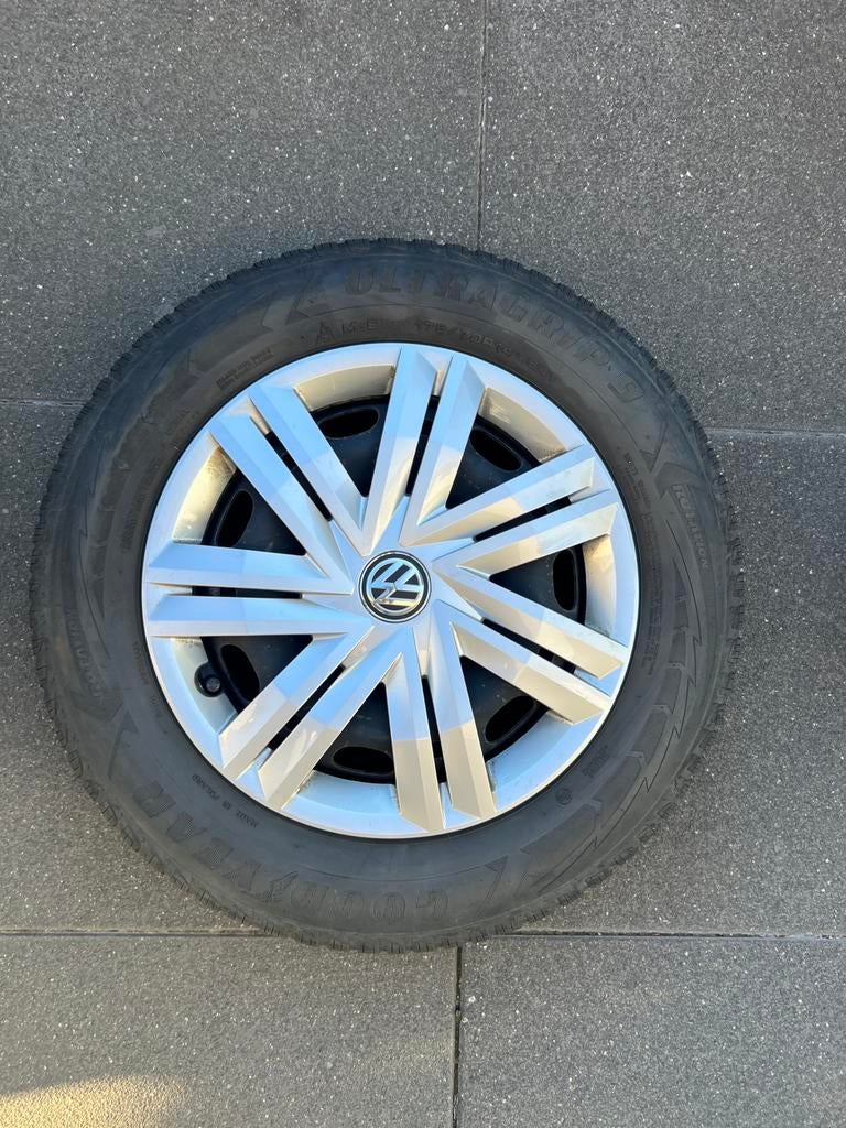 4 jantes acier 14’’ avec enjoliveurs VW, Enlèvement, Jante(s)