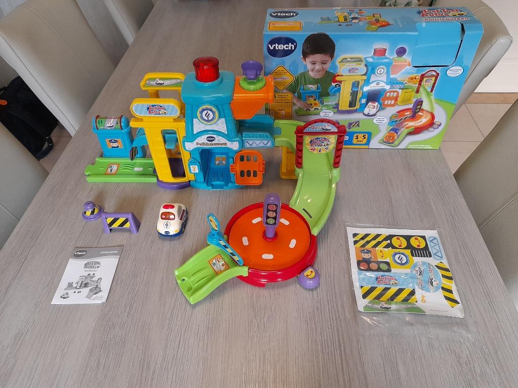 VTech Toet Toet Auto's Politiebureau, Ophalen of Verzenden, Zo goed als nieuw