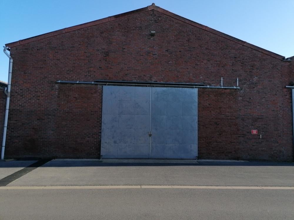 Loods te huur in Lo-Reninge, Provincie West-Vlaanderen