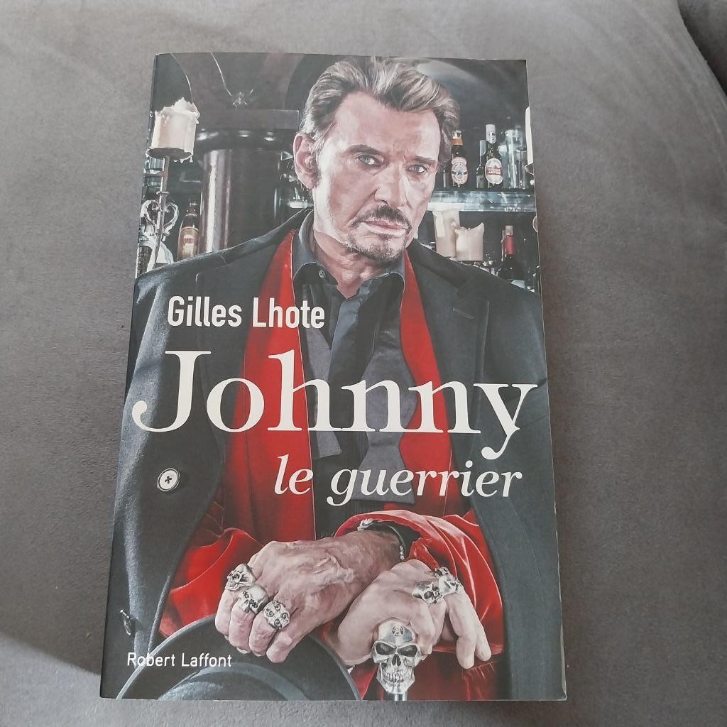BOEK „JOHNNY THE WARRIOR” NIEUW!!!, Boeken, Ophalen, Kunst en Cultuur, Nieuw, LHOTE