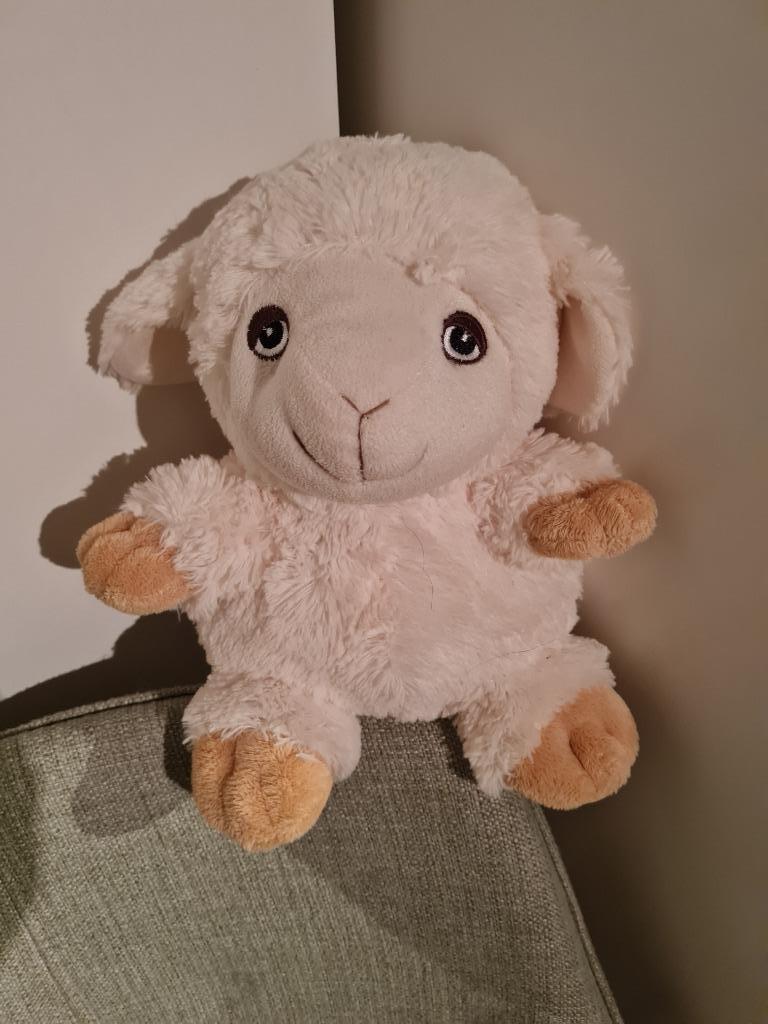 Knuffel: schaap / Sandy, Kinderen en Baby's, Speelgoed | Knuffels en Pluche, Ophalen of Verzenden