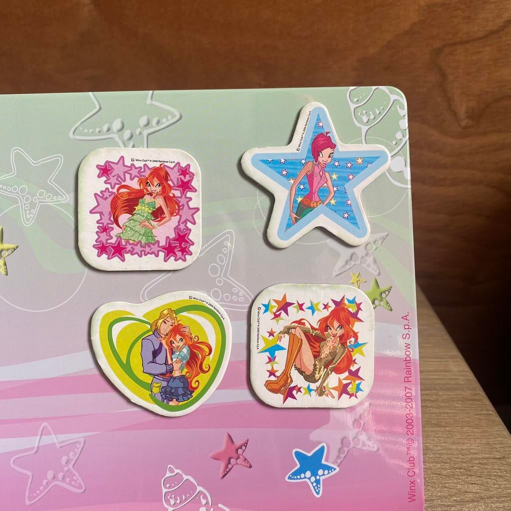 4 Winx Club magneten, Ophalen of Verzenden, Gebruikt, Tv, Overige typen