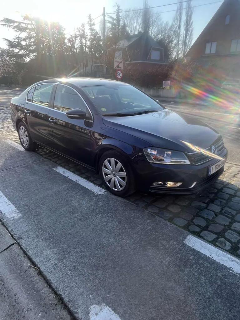 Volkswagen Passat Passat 1.6 CR TDi BlueMotion (bj 2013), Auto's, Gebruikt, 4 cilinders, Bedrijf, 2040 kg