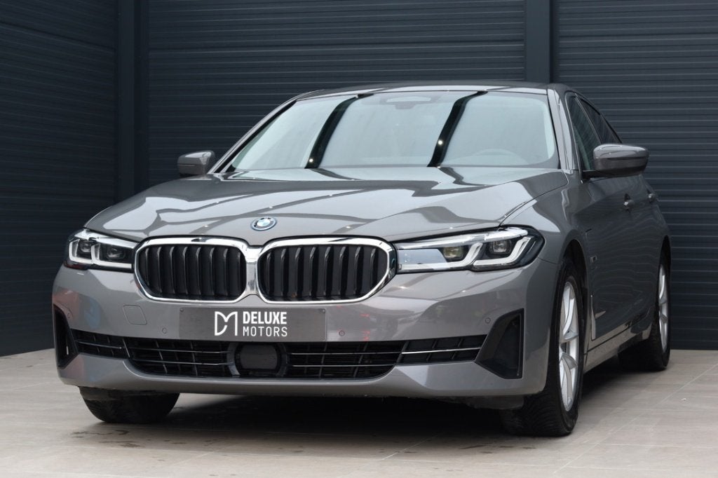 BMW 530 eA Berline Leder Navi Keyless Zetelverwarming, Automaat, 1998 cc, Achterwielaandrijving, 4 cilinders