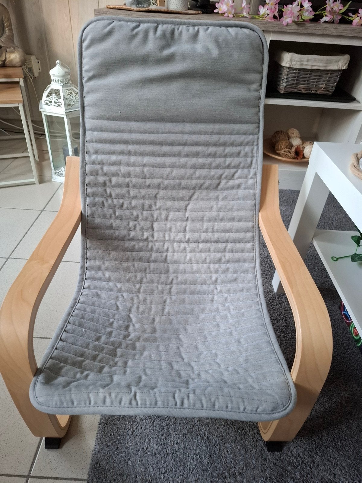 petite chaise impeccable Vendu !!!, Enlèvement