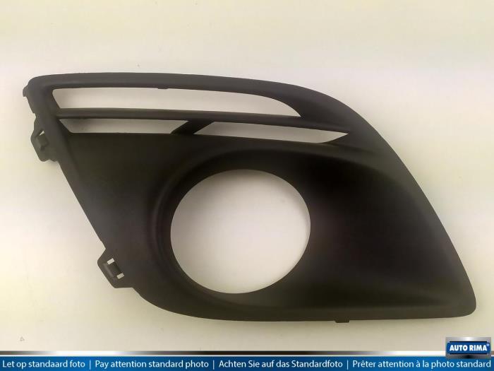 Plaque de protection feu antibrouillard droit d'un Volvo XC6, -, 3 mois de garantie, Utilisé, -