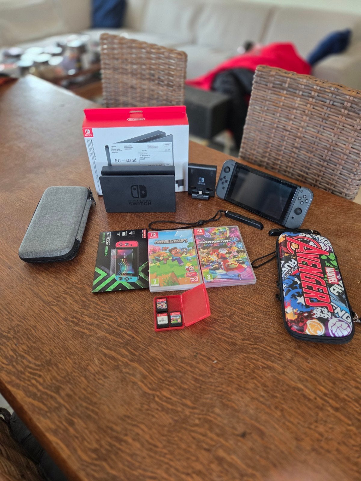 Nintendo Switch 1 + Dock Set met 3 spelletjes, Games en Spelcomputers, Spelcomputers | Nintendo Portables | Accessoires, Gebruikt