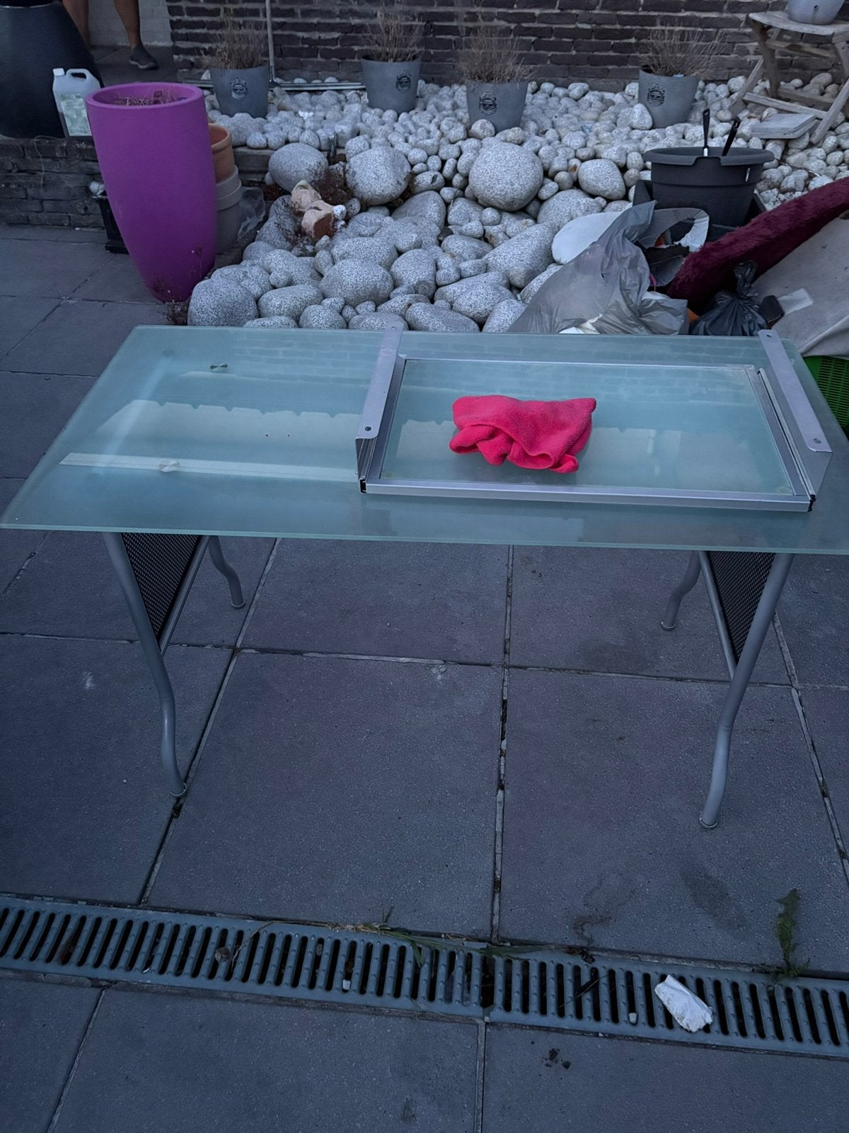 Glazen bureau, Tuin en Terras, Vuurtafels, Ophalen, Zo goed als nieuw