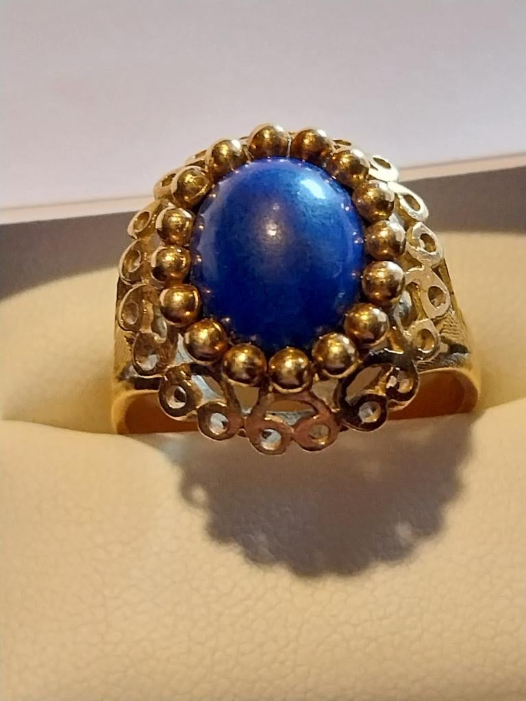 6.482 GRAM 18K GOUDEN RING MET 1 A LAPIS LAZULI, Handtassen en Accessoires, Antieke sieraden, Ring, Goud, Met edelsteen, Ophalen of Verzenden