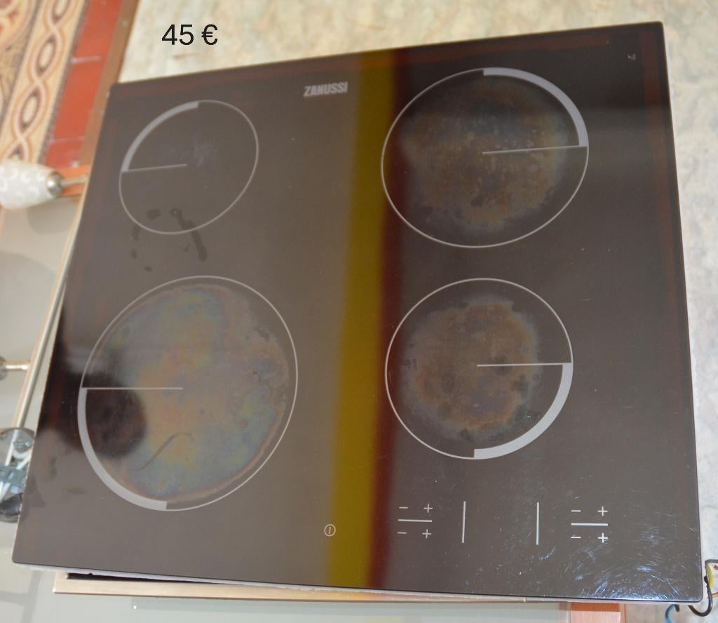 Halogeenkookplaat Zanussi, Electroménager, Tables de cuisson, 4 zones de cuisson, Encastré, Halogène, Enlèvement