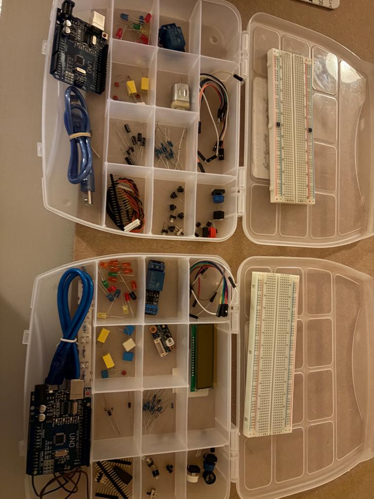 Arduino kits, Hobby en Vrije tijd, Elektronica-componenten, Ophalen of Verzenden, Zo goed als nieuw
