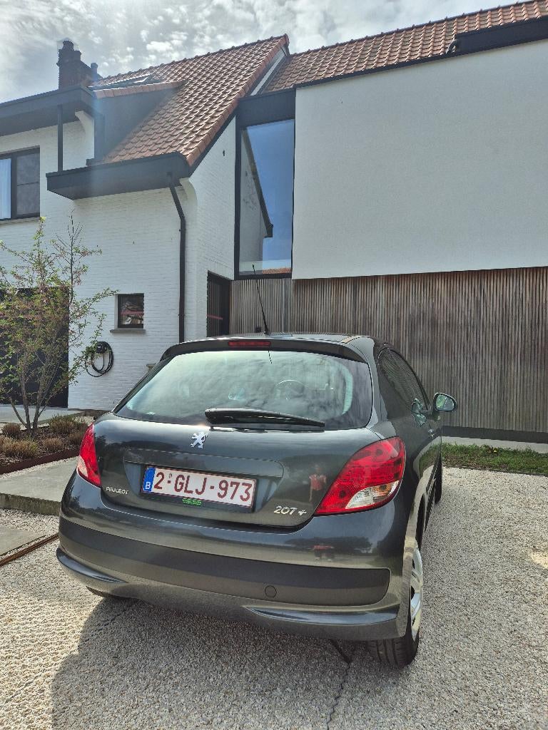 Peugeot 207+/ 2014/ 1.4 benzine/ airco/ cruisecontrol, Stof, Grijs, Particulier, 3 deurs