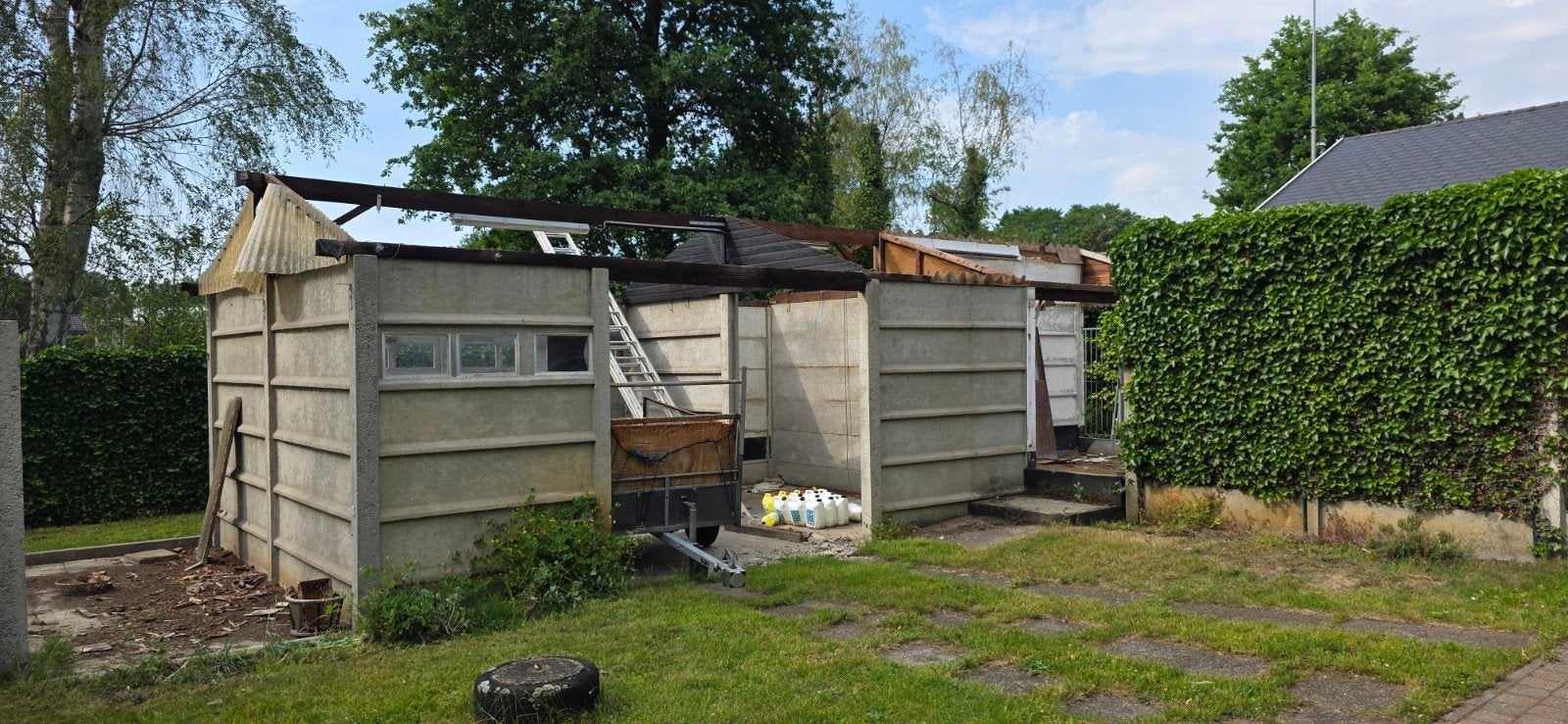 Betonplaten schop, Ophalen