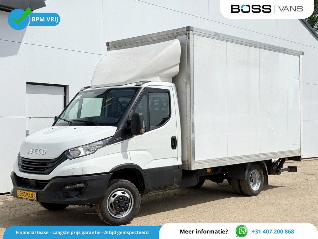 Iveco Daily 35C14 2.3 Automaat Laadklep Airco Cruise Control, Auto's, Bestelwagens en Lichte vracht, Gebruikt, Zwart, Iveco, Wit