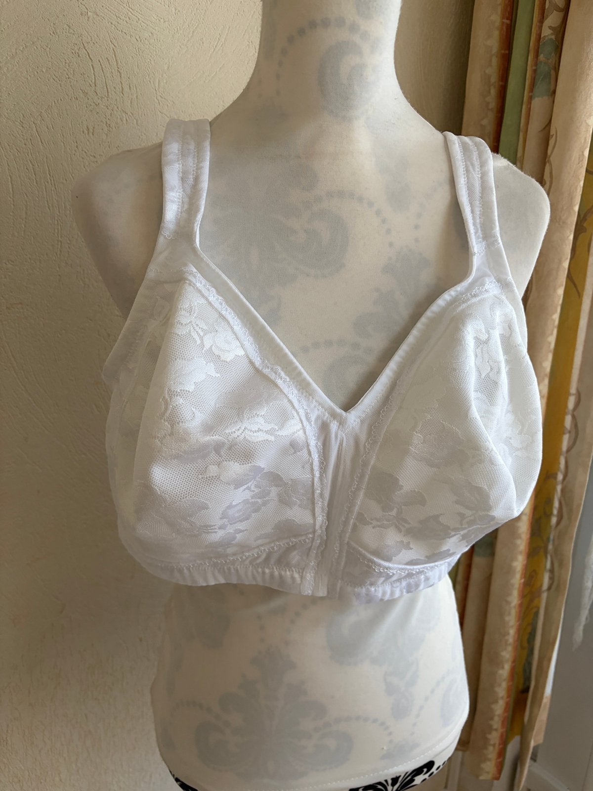 Witte kanten bh in grote maten — 120D/105D, Kleding | Dames, Ophalen of Verzenden