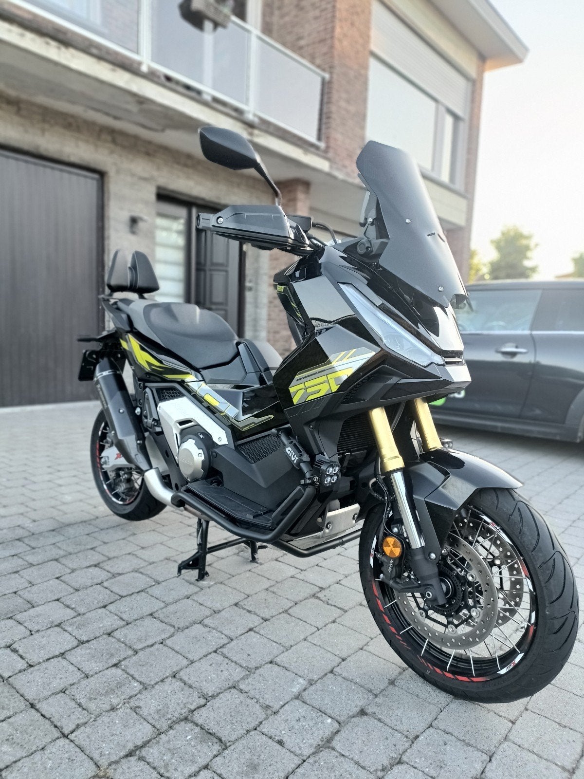 Honda X-ADV 750 (2025), Particulier