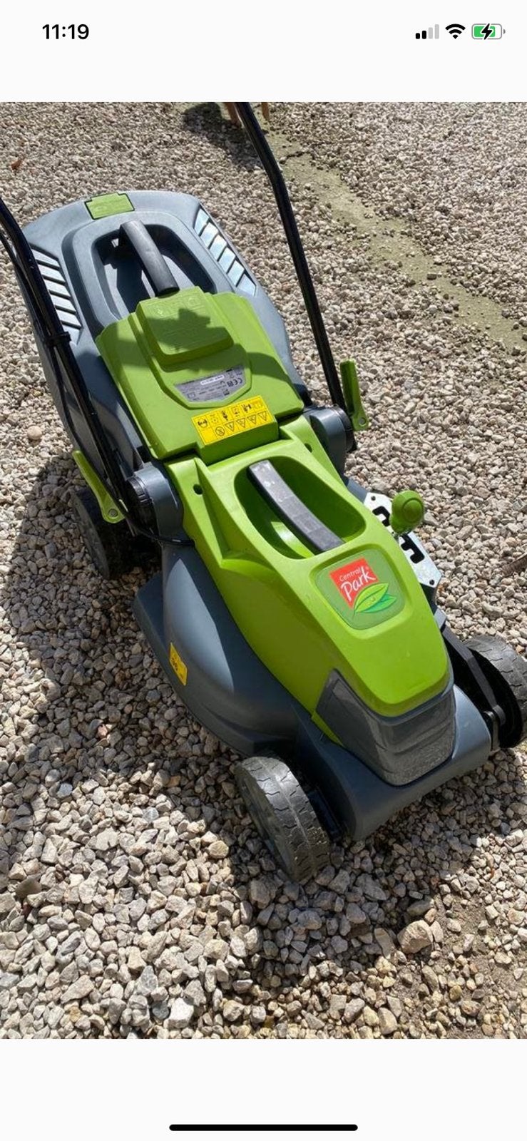 Grasmaaier elektrisch 1400W, Ophalen, Zo goed als nieuw, Elektrische grasmaaier