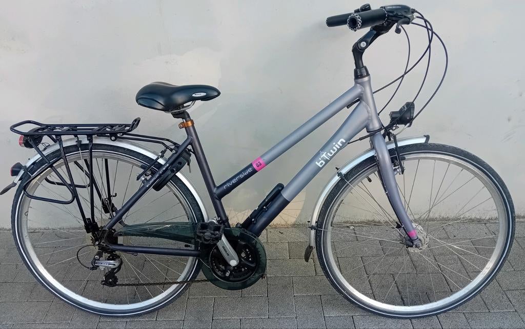 Damesfiets BTwin Riverside 28inch 24speed framemaat 50cm, Ophalen, Cruiser, Velgrem, Aluminium